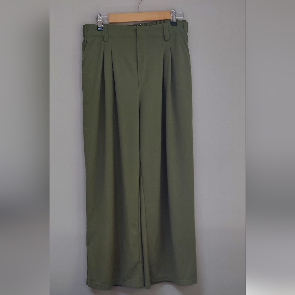 Bundle 5 Items For $25! Olive Wide-Leg Women’s Trousers